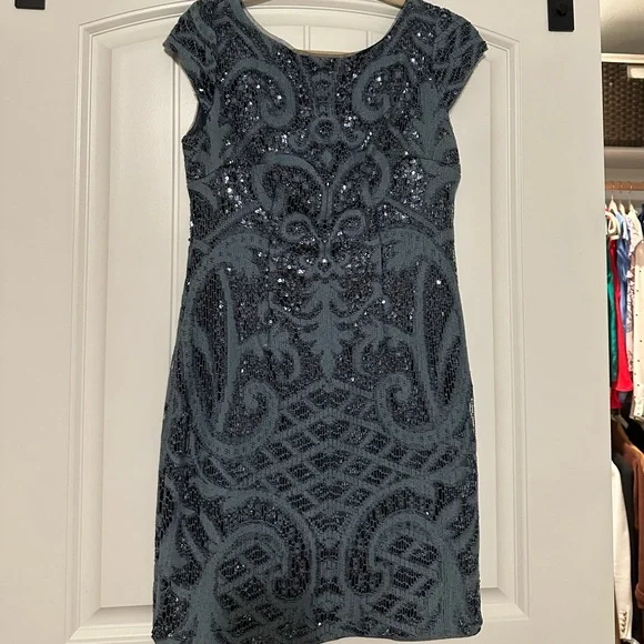 adrianna papell slate blue dress Hand Beaded Short Sleeve Floral Godet Gown In French Blue